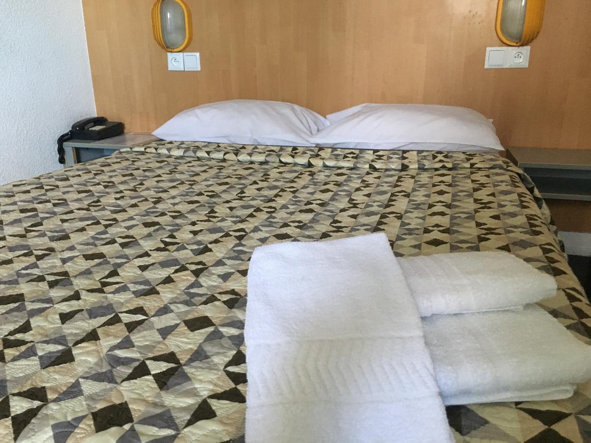 Hotel Noctuel Blois Sud Saint-Gervais-la-Forêt Eksteriør bilde